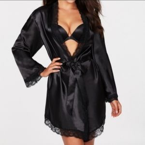 Frederick's of Hollywood Julietta Satin & Lace Robe, One Size, Black